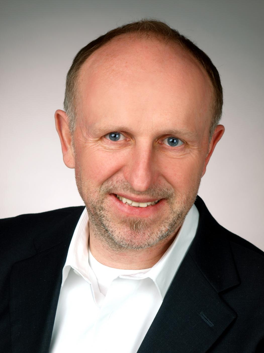 Wolfgang Müller, University of Paderborn, DE Wolfgang Müller, University of Paderborn, DE
